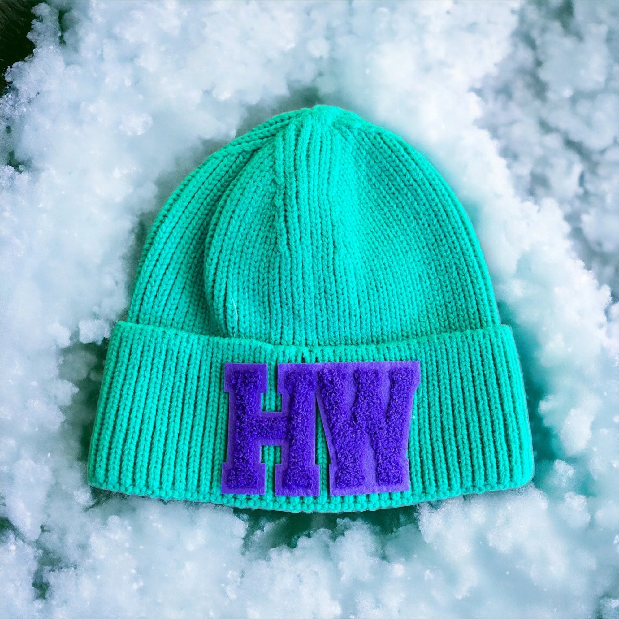 Beanie with Chenille "HW"