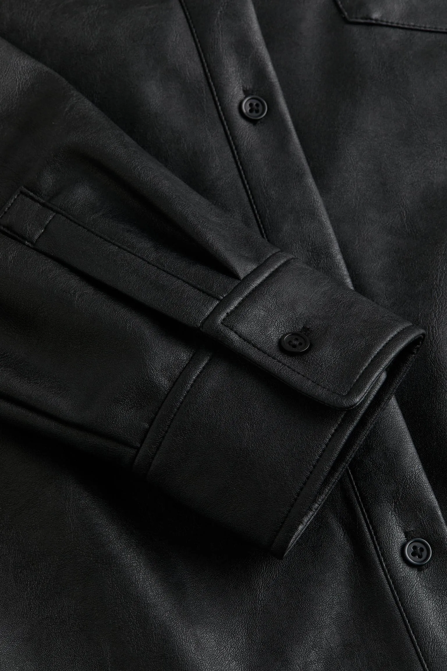 H&M Oversized Coated Shirt, black