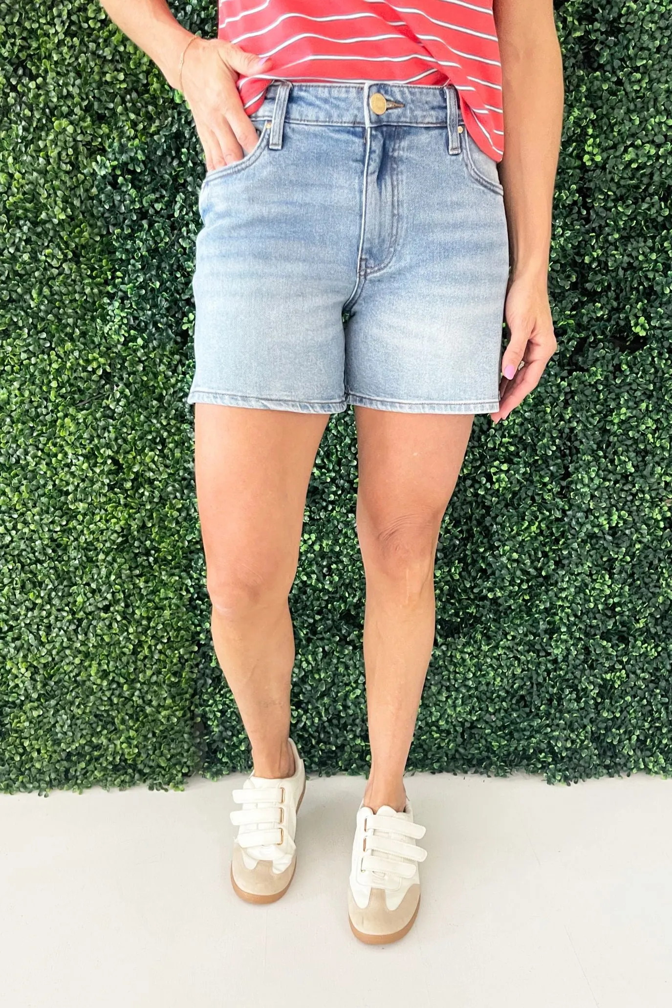 Jane High Rise Short W/ Regular Hem
