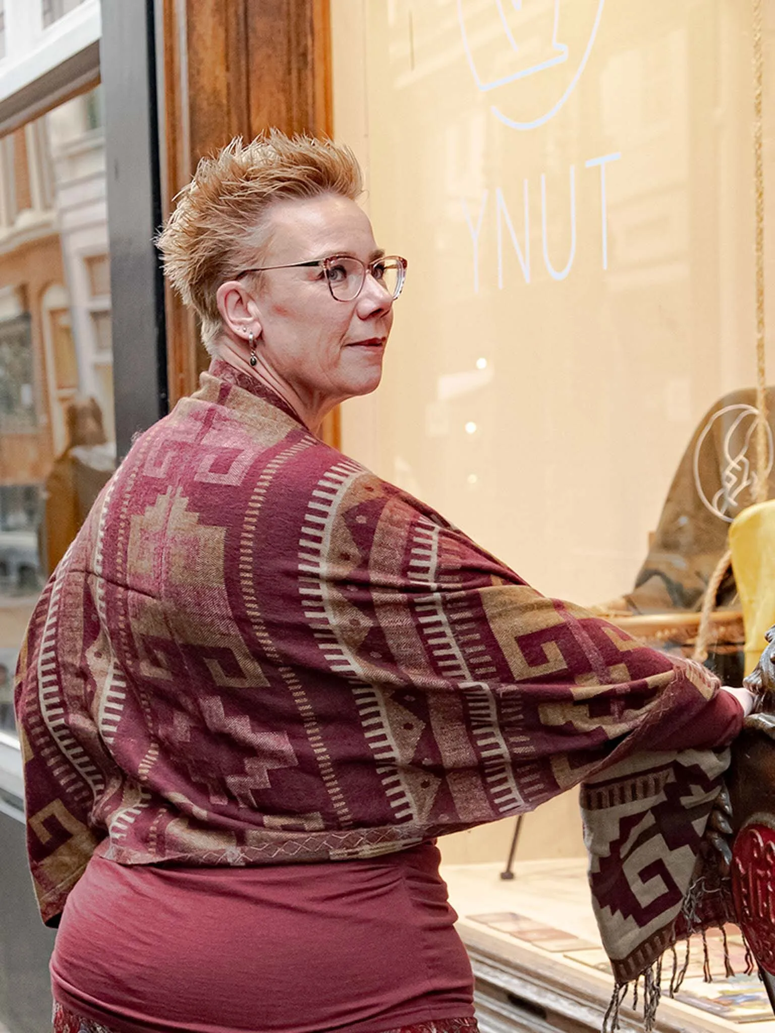 Winter style- warme wintersjaal - zigzag bordeaux
